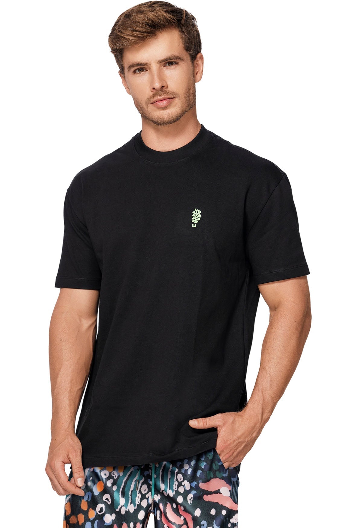 LEVI BLACK T-SHIRT